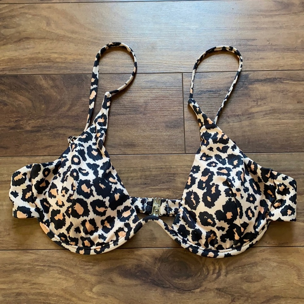 Leopard bikini top